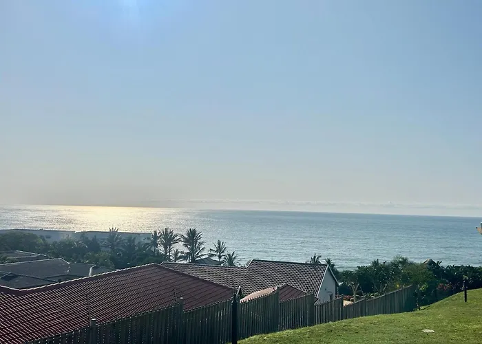 Chakas Rock Chalets 8 Seaview - Private Braai - 9 Hole Putt-Putt - Tennis