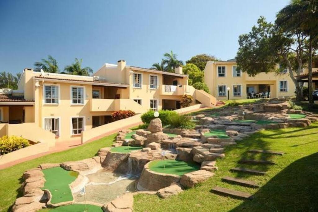Chakas Rock 8 Seaview - Private Braai - 9 Hole Putt-putt - Tennis Apartamento *